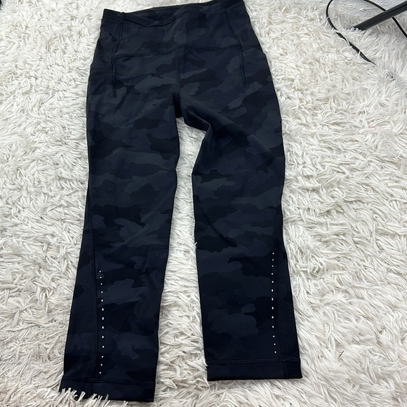 Lululemon Swift Speed High-Rise Crop 21" Heritage 365 Camo Deep Coal Multi - Picture 1 of 5